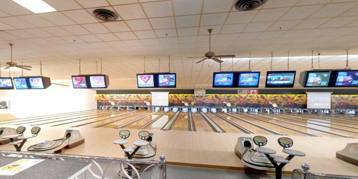 Sunnybrook Lanes (Sunnybrook Motel) - Old Web Listing (newer photo)